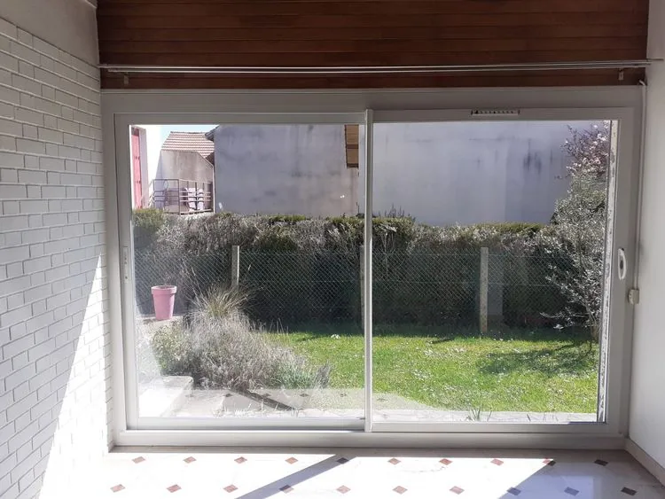 Installation de fenêtres et baies coulissantes PVC/Alu Internorm KF 310 à Franconville