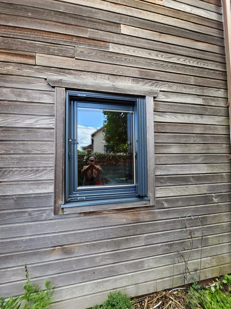 Réalisation à Montesson : Installation d’une baie vitrée mixte bois-aluminium Internorm HF 410